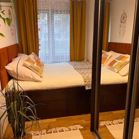 Yellow Apartment Airport Galeria Mokotow Netflix Varšava Exteriér fotografie