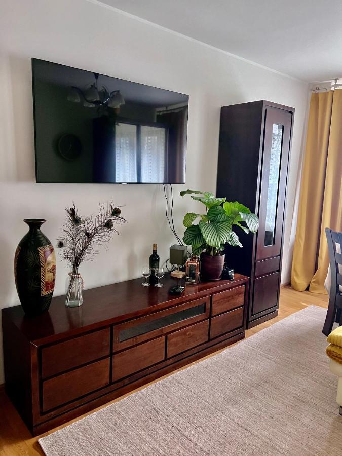 Yellow Apartment Airport Galeria Mokotow Netflix Varšava Exteriér fotografie